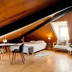 Historical Se Loft | Floor Lifestyle Апартаменти